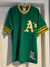 Load image into Gallery viewer, 1973 Oakland As Throwback Jersey
