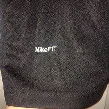 Load image into Gallery viewer, 07/08  Manchester Black Fit Jersey
